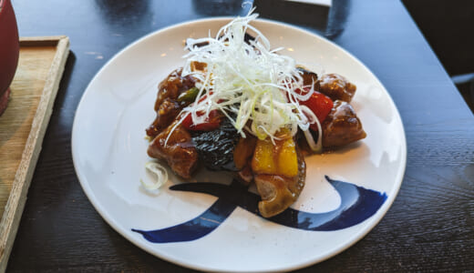 軽井沢を都会で満喫！「酢重」の彩り野菜と信州産豚肉の黒酢炒め